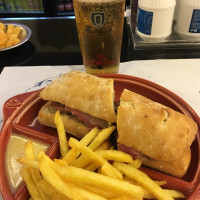 Portugalia Cervejaria Almirante Reis food