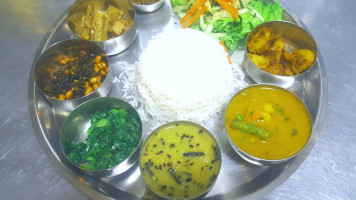 Tamusyo Bhansa Ghar food