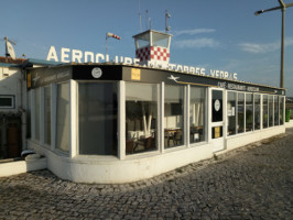 Cafe Aeroclube inside
