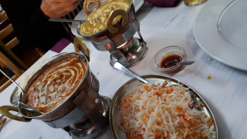 Tandoori Flames food