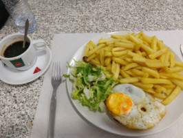 Cafe Sagres food