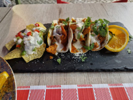 Taco E Burrito food