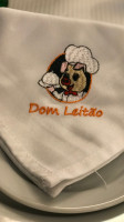 Dom Leitao food