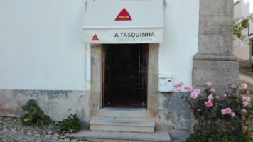 A Tasquinha outside