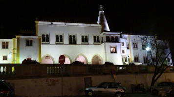 Palacio Nacional De Sintra outside