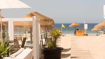 Casablanca Beach Lounge food
