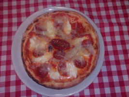 Pizzaria Fratelli inside