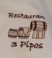 3 Pipos food