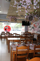 Yokozo Sushi Lounge food