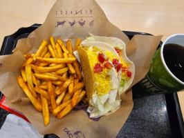 Taco Bell Colombo food