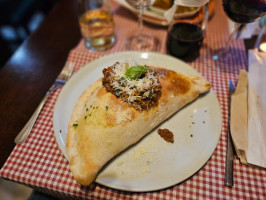 Pizzeria Dalvino food