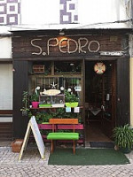 S. pedro cocktail bar and restaurant 