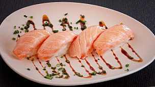 Tataki Sushi Cascais food