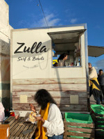 Zulla Surf Bowls food
