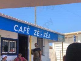 Café Zé-zéa food