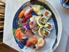 Yevgensushi food