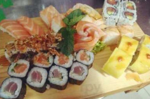 Yo.sushi food