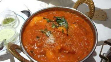Everest Curry House Cascais food