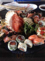 Kanpai Fusion Sushi Aviz food
