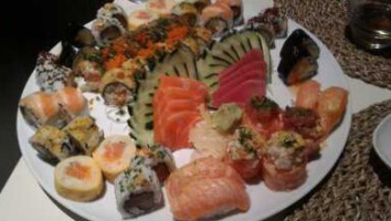Kanpai Fusion Sushi Aviz food