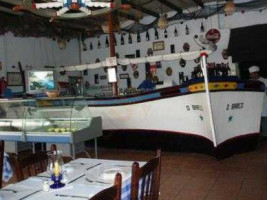 Restaurante o Barco inside