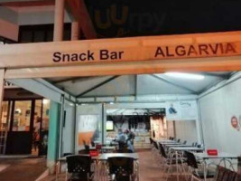 Snack Algarvia outside