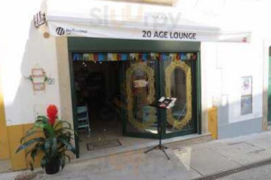 20age Lounge outside