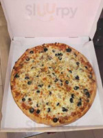 Nandos Pizza Uno food