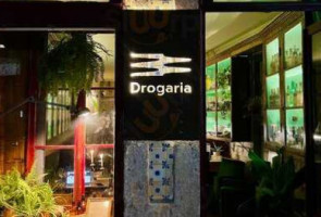 Drogaria Restaurant Bar Porto outside