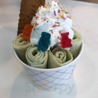 Ice Cream Roll food
