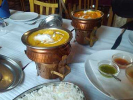 Taj Tandoori food