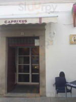 Caprixus inside