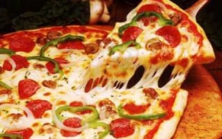 Pizzaria Massafina food