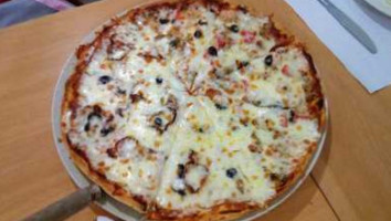Pizzaria Di Mamma food