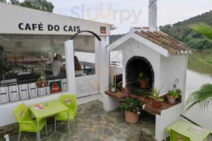 Cafe Do Cais outside