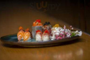 Subarashi Sushi Lounge food