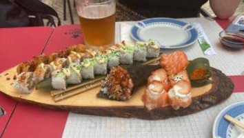 Sushi Taki Sushi And Poke Bowl food