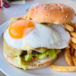 Vikurskali Grill Comida