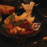 Strondin Pub Vik Comida