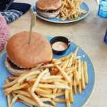 Ice Cave Bistro Comida