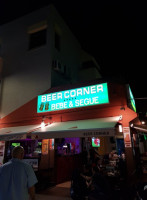Beer Corner food