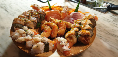 Frade Sushi food