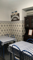 Cafe Do Pico inside