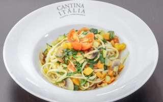Cantina Italia food
