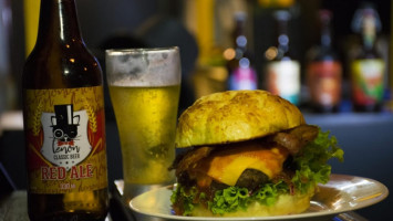 Lenon Pub — Hambúrgueres, Petiscos E Cervejas Artesanais food