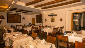 Memmo Alfama Terrace food