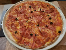 Pizzaria Forno Velho food