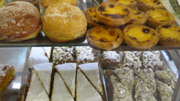 Pastelaria Algarve food