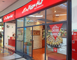 Pizza Hut Riosul Shopping inside