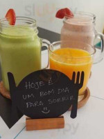 Smoothie House Peniche food